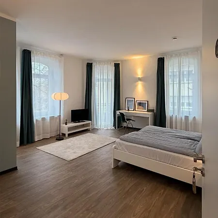 Josefs Sibille * Schlangen